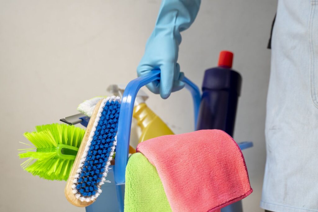 Apartment Deep Cleaning Service